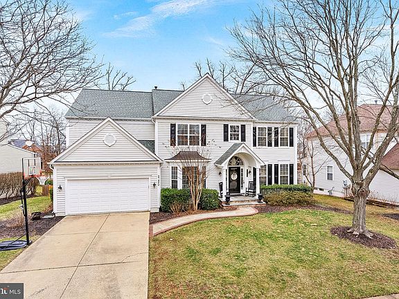 2nd image of 21492 Hearthstone Ct
