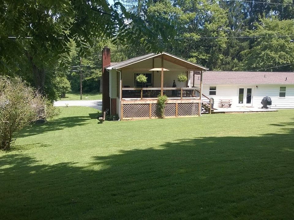 162 Irish St, Summersville, WV 26651 Zillow