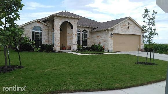 1st image of 101 Pearland St