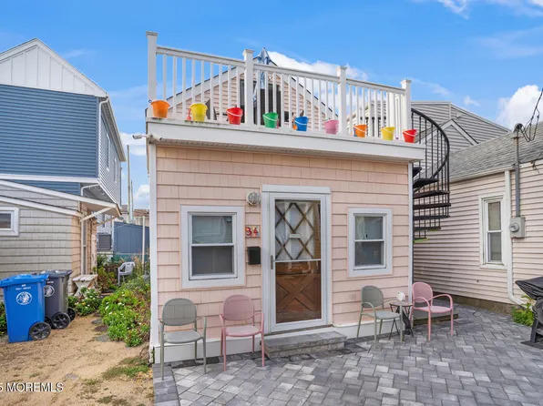 34 W Rutherford Lane, Lavallette, NJ 08735