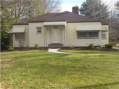 1316 Howland Wilson Rd NE photo 1