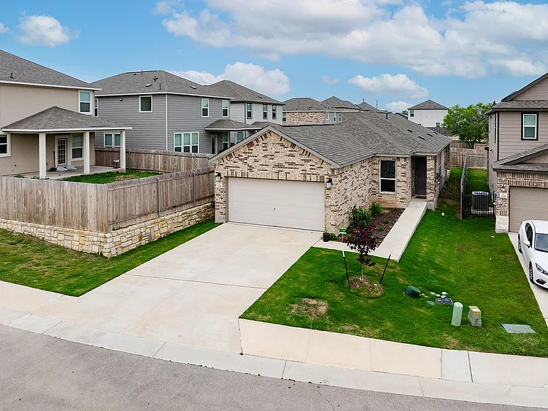 7216 Gray Catbird Dr #86 — Photo 2