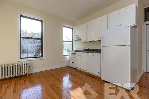 1st image of 476 Dean St #2B