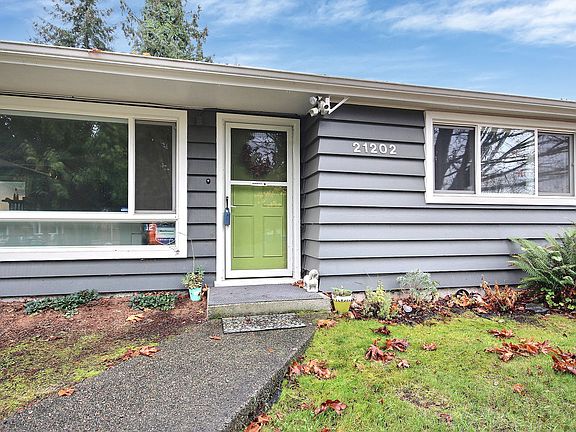 5th image of 21202 30th Ave S