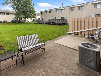 458 Dorland Ct S, Saint Paul, MN, 55119