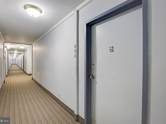 2nd image of 401 N Armistead St APT 402