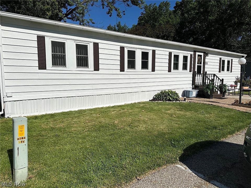 1st image of 220 Greenbriar St #73
