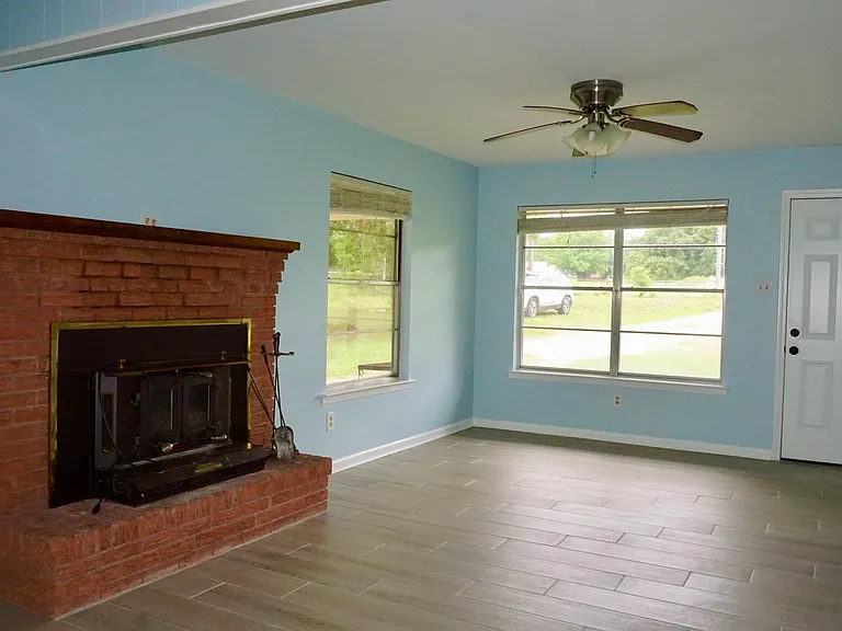 852 Hoyt Rd — Photo 9