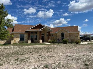 233 Saddletree Trl, Del Rio, TX 78840