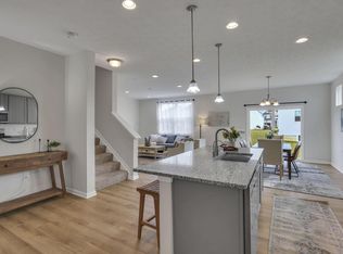 211 Whitetail Trl, Johnstown, OH 43031