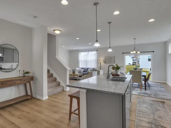 211 Whitetail Trl, Johnstown, OH 43031