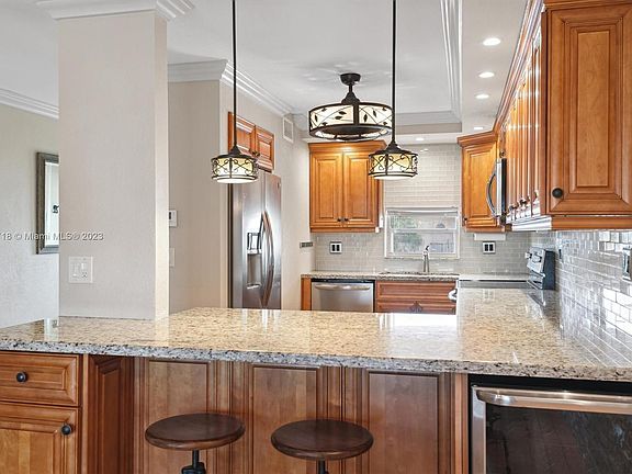 3rd image of 9320 S Hollybrook Lake Dr APT 309