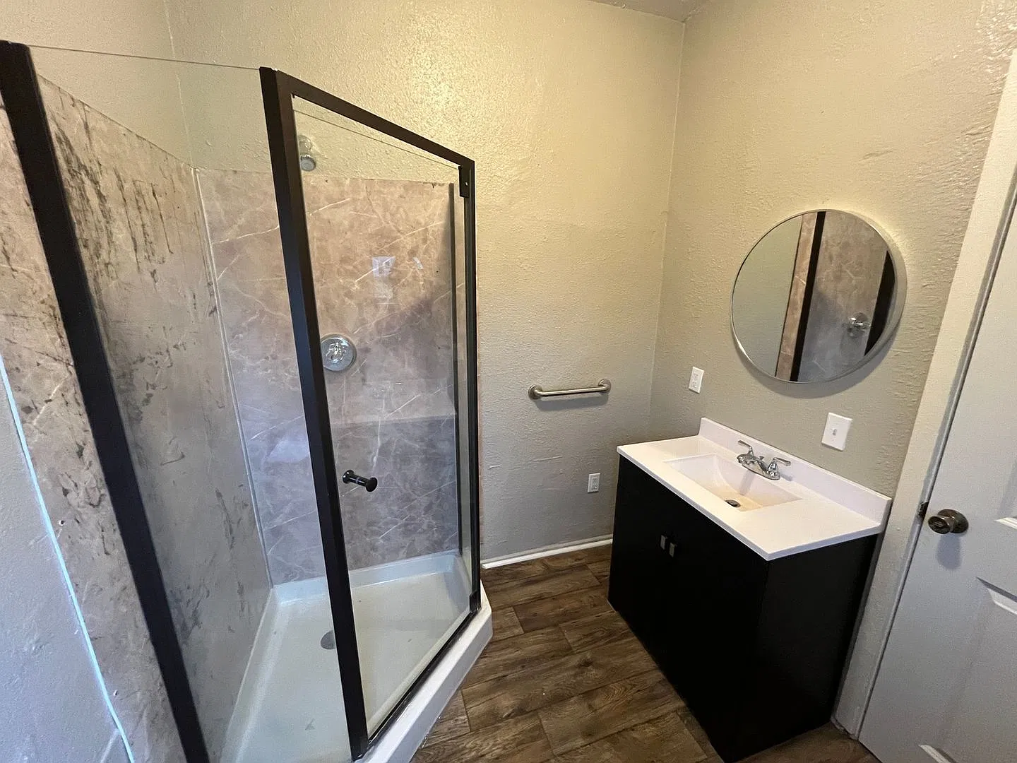 Recently Updated 2BR Home | $875/mo — Photo 2