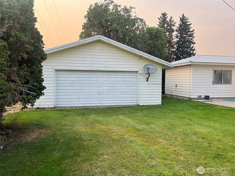 5th image of 1518 Columbia Avenue
