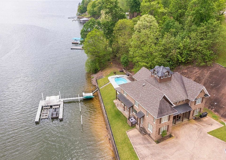 1st image of 45 Mariner Point