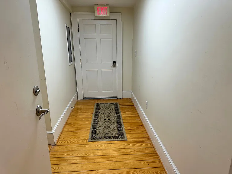 1202 Main St — Photo 34