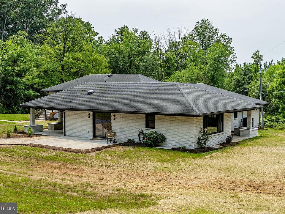 1st image of 1265 Swamp Bridge Rd #L