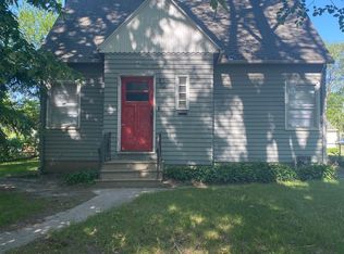 541 Hope Ave, Waterloo, IA 50703