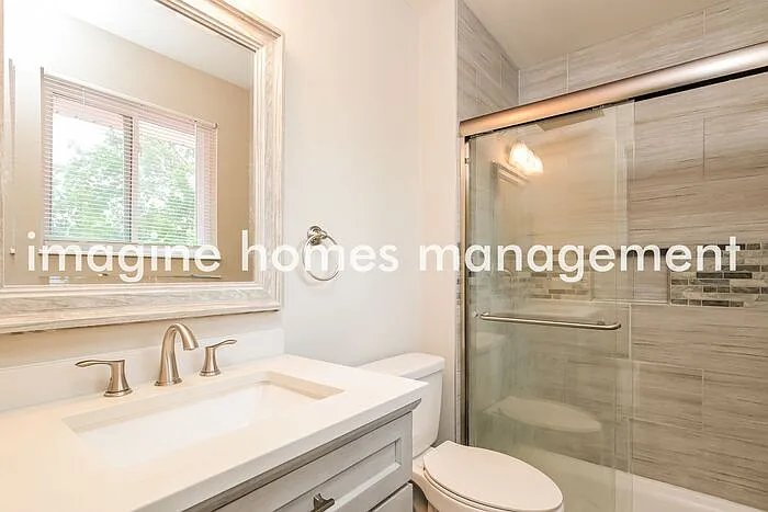 302 Clara St — Photo 13