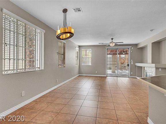 4th image of 1077 Country Skies Ave