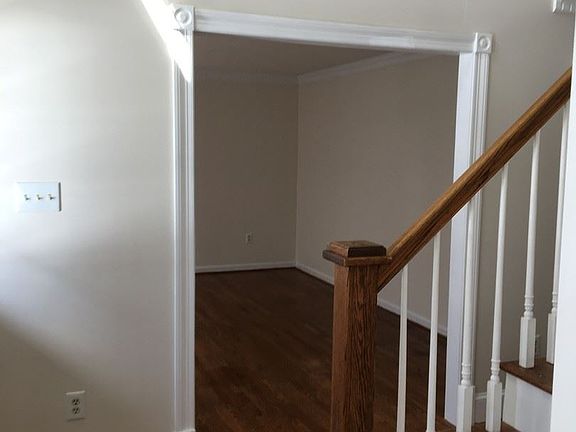 2nd image of 103 Moss Ct