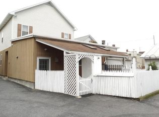 723 Main St APT 3, Akron, PA 17501