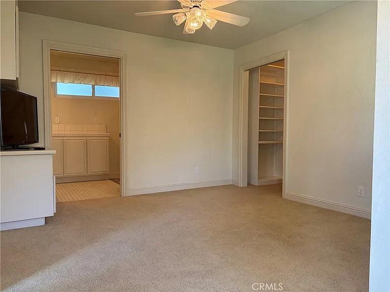 18886 Mount Walton Cir — Photo 45