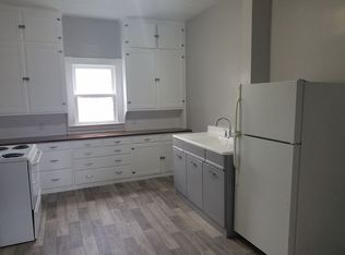 205 3rd Ave SE #3, Valley City, ND 58072