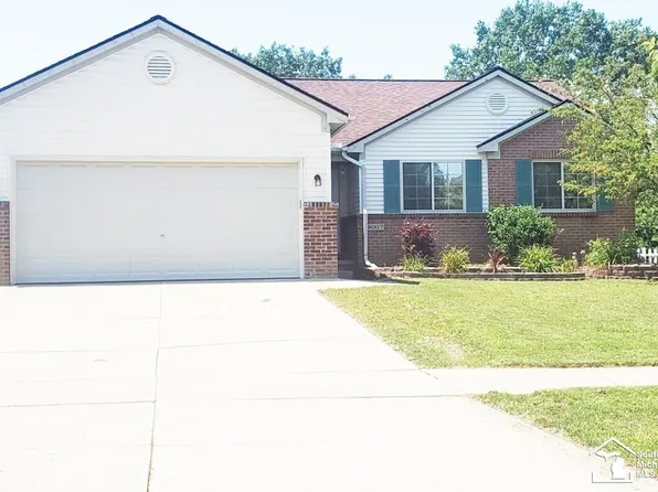 4007 Stone Post Rd, Newport, MI 48166