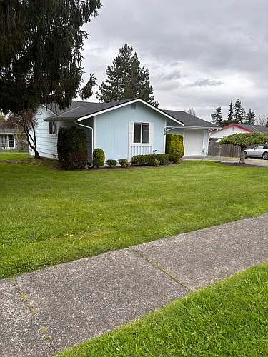 1925 E Belair Dr Photo 1