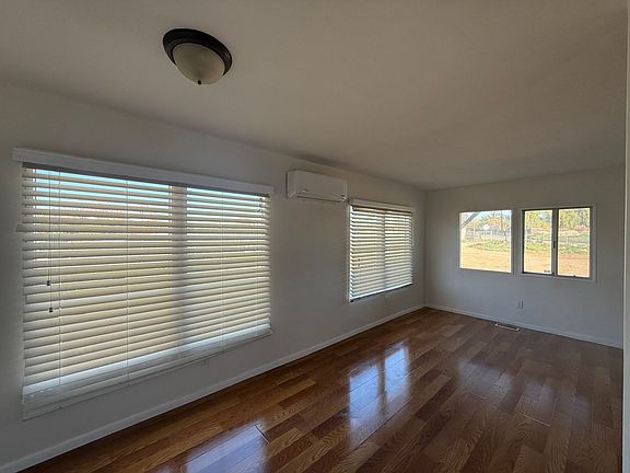 4th image of 22720 San Jacinto Ave