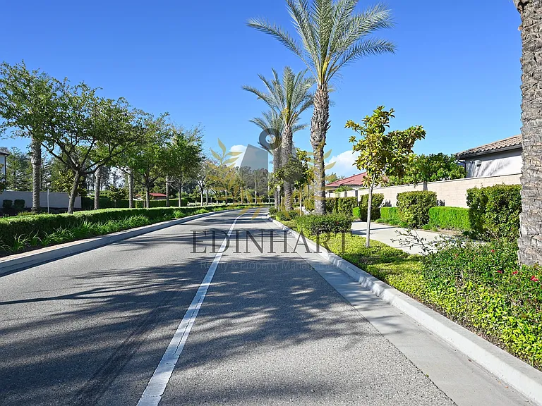 1439 E Via Albero Dr — Photo 38