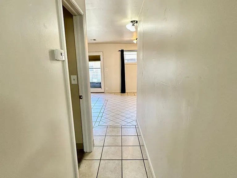 4616 Peck Dr — Photo 17
