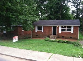 1828 Finchley Dr, Charlotte, NC 28215