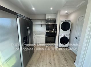 670 W 2nd St #1/2, San Pedro, CA 90731
