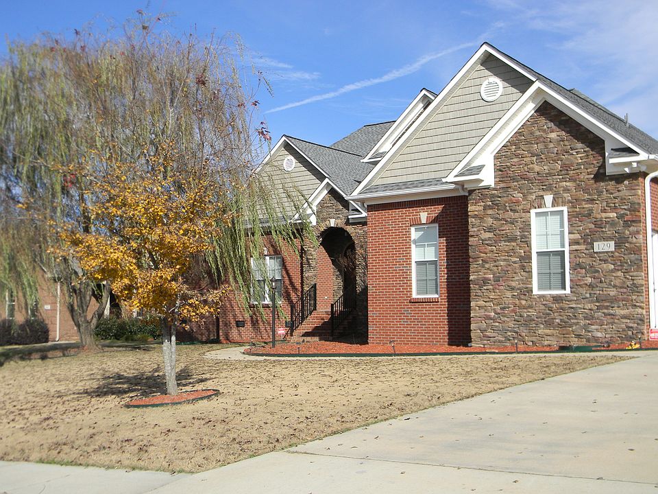 1st image of 129 Jacob Landing Dr