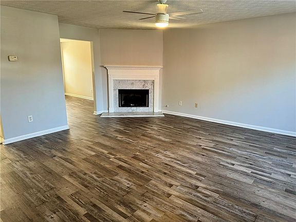 2nd image of 5663 Windfall Ln