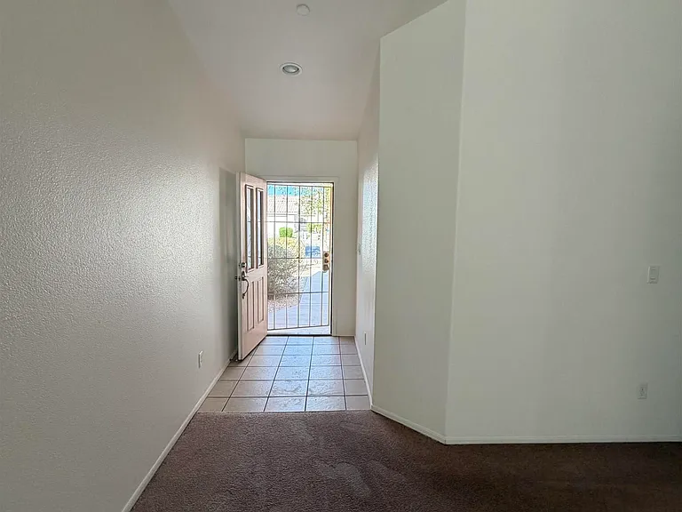 3090 S Ragen Dr — Photo 16