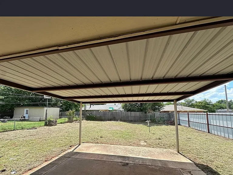 421 S Meadow Ln — Photo 14