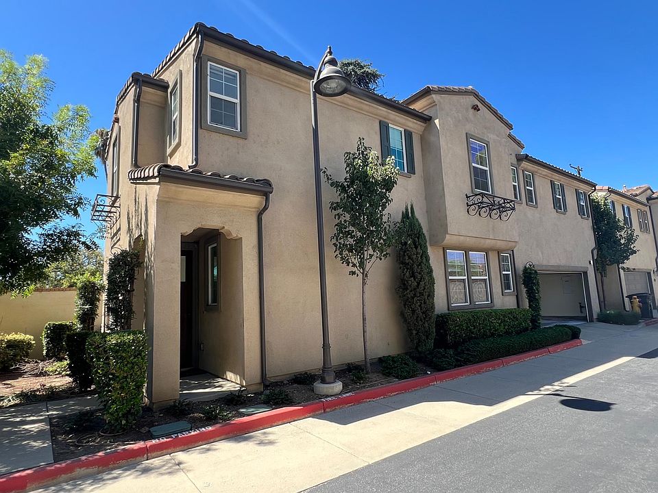 1st image of 802 S Gladys Ave