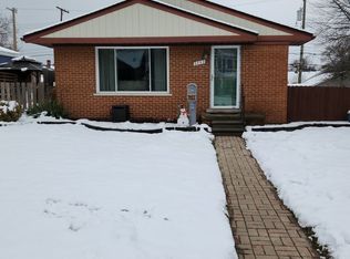 2352 Beverly Blvd, Berkley, MI 48072