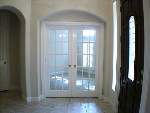 5th image of 2808 Drywood Creek Dr