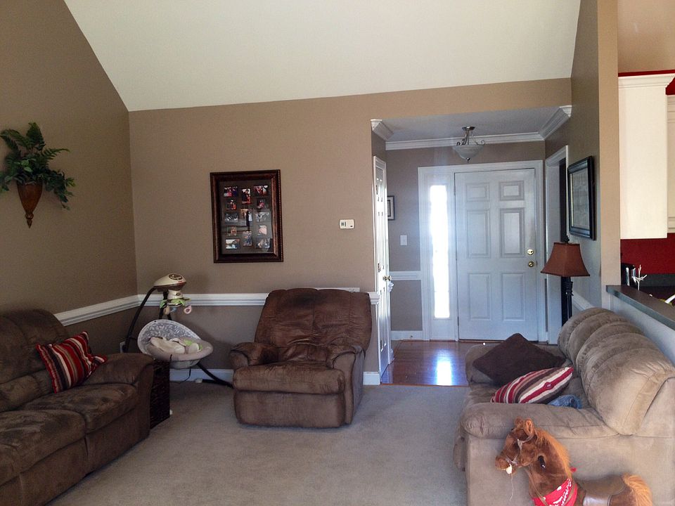 2nd image of 2633 Camille Dr