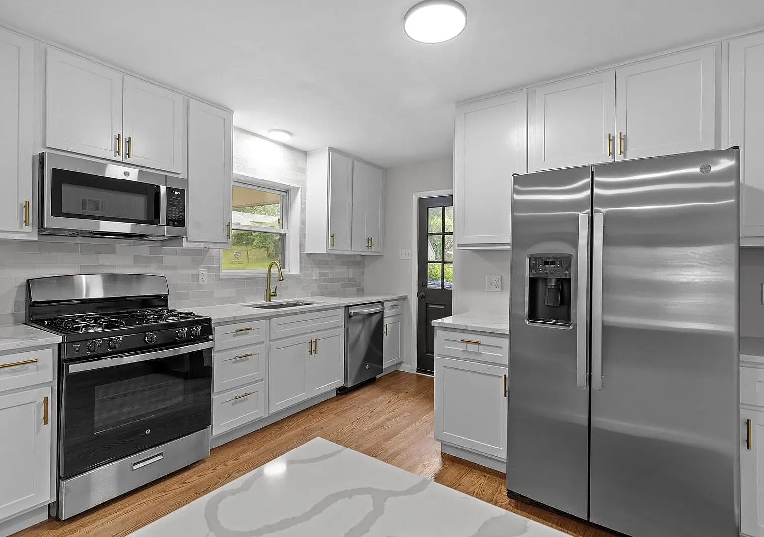 Updated University City Gem 3 Bedrooms, 2 Bathrooms — Photo 3