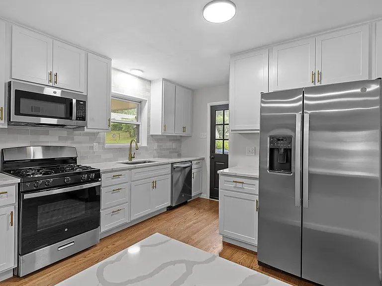 8015 Canton Ave — Photo 3