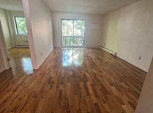 (Undisclosed Address), Yonkers, NY 10701