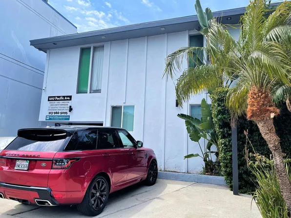 pac17, 12117 Pacific Ave APT 8, Los Angeles, CA 90066