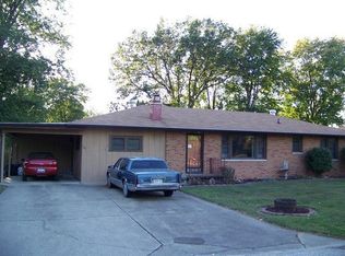 119 Holly Rd, Olney, IL 62450