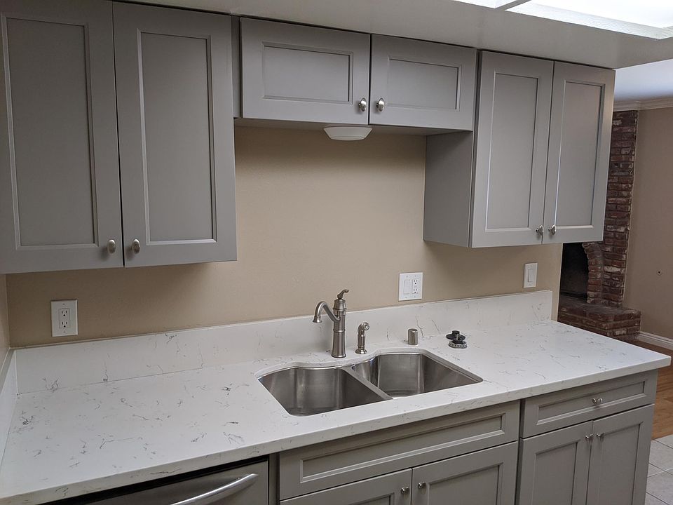 1st image of 615 Lemar Park Dr APT C