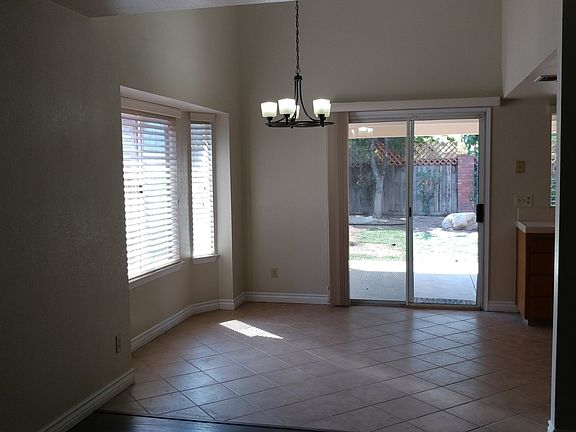 5th image of 9563 N Boyd Ave